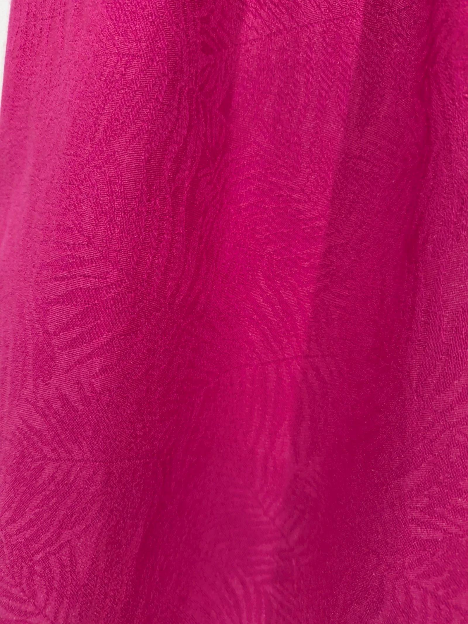 Calça palazzo fúcsia acetinada com cinto de laço. Tamanho 34 – photo 10